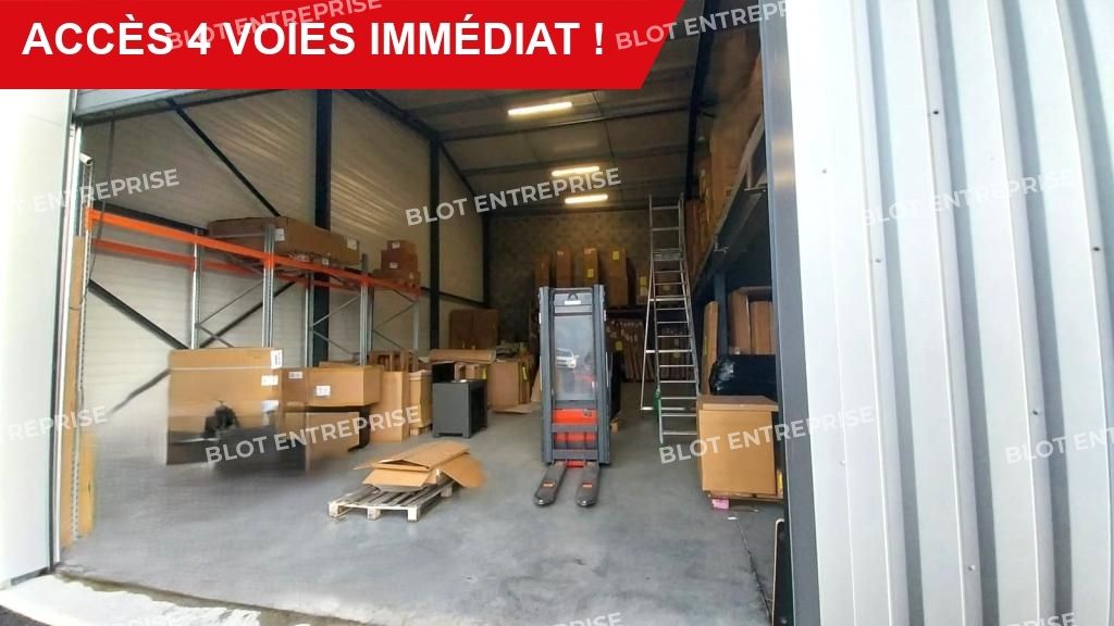 Location entrepôts 312 m² non divisibles