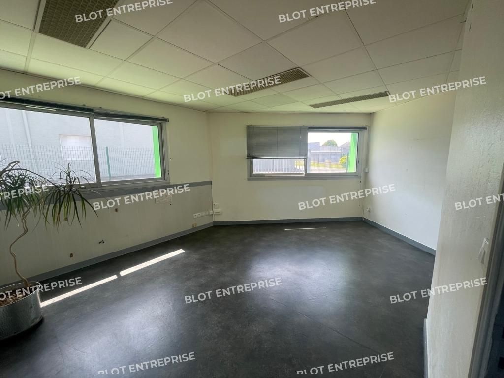 Location bureaux 110 m² non divisibles