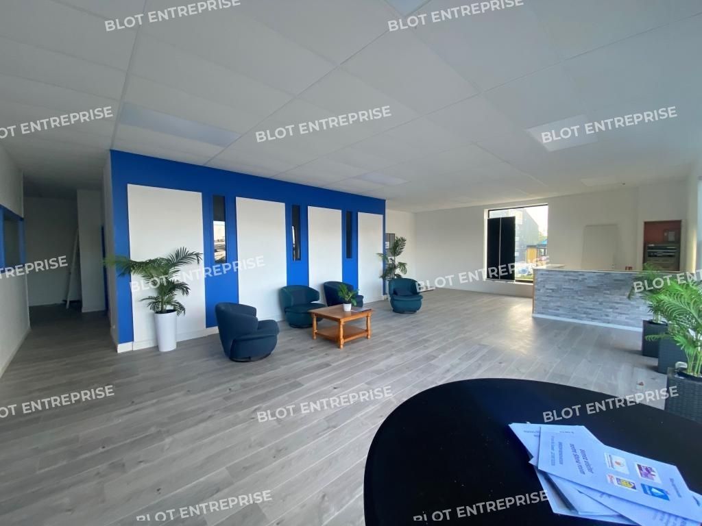 Vente entrepôts 470 m² non divisibles