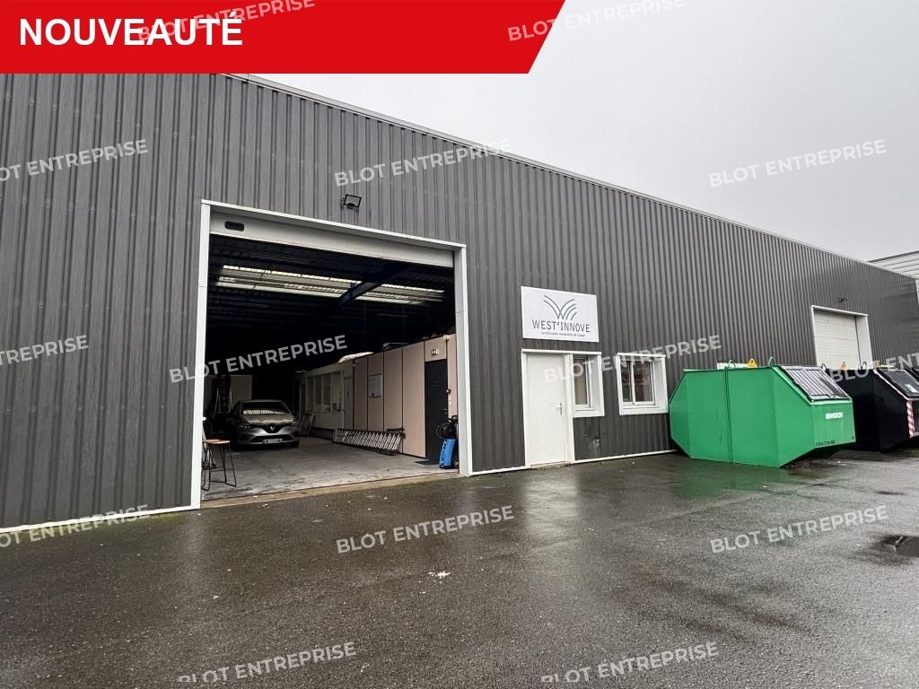 Location entrepôts 250 m² non divisibles