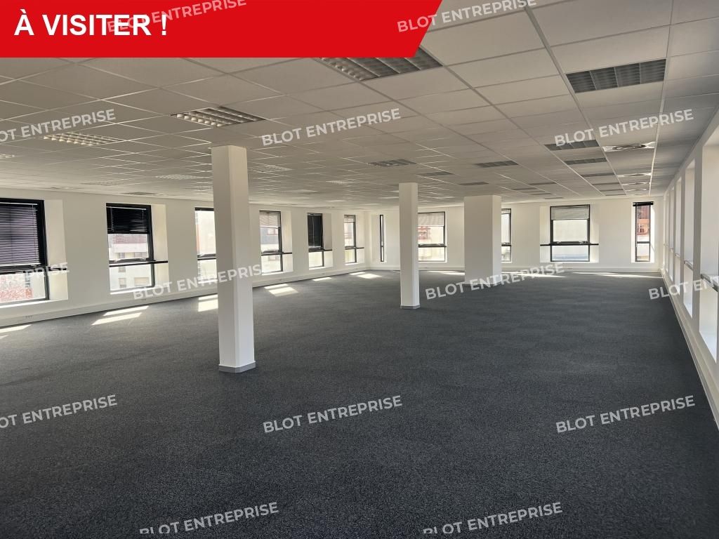 Location bureaux 330 m² non divisibles