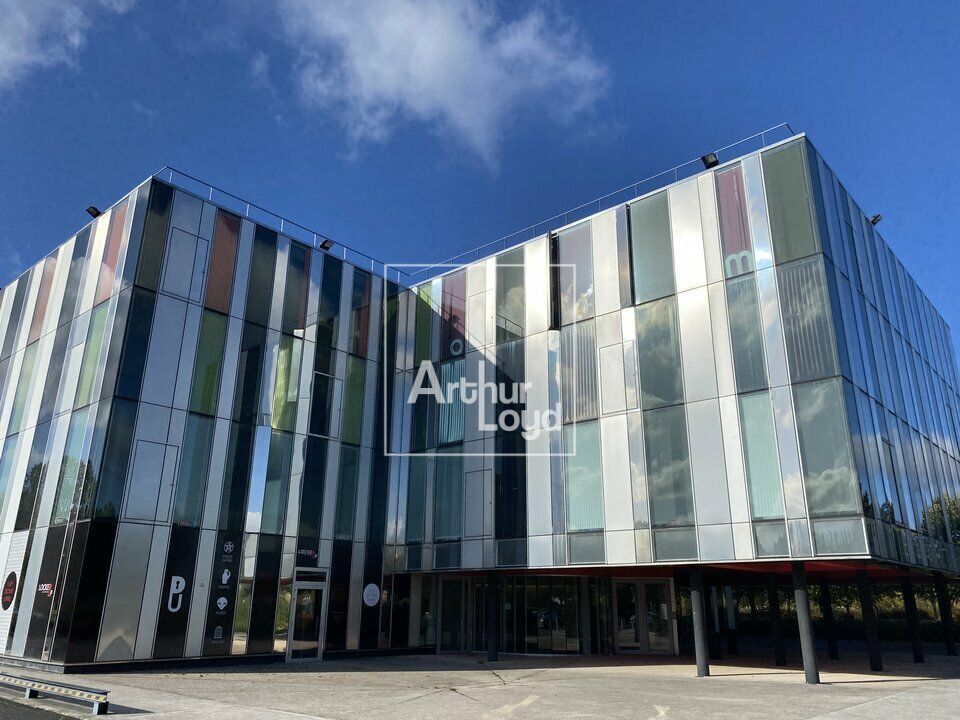 Location bureaux 600 m² non divisibles