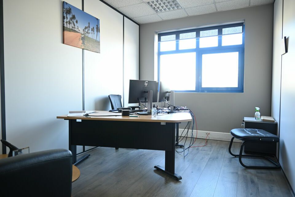 A VENDRE OU A LOUER BUREAUX LYON 7