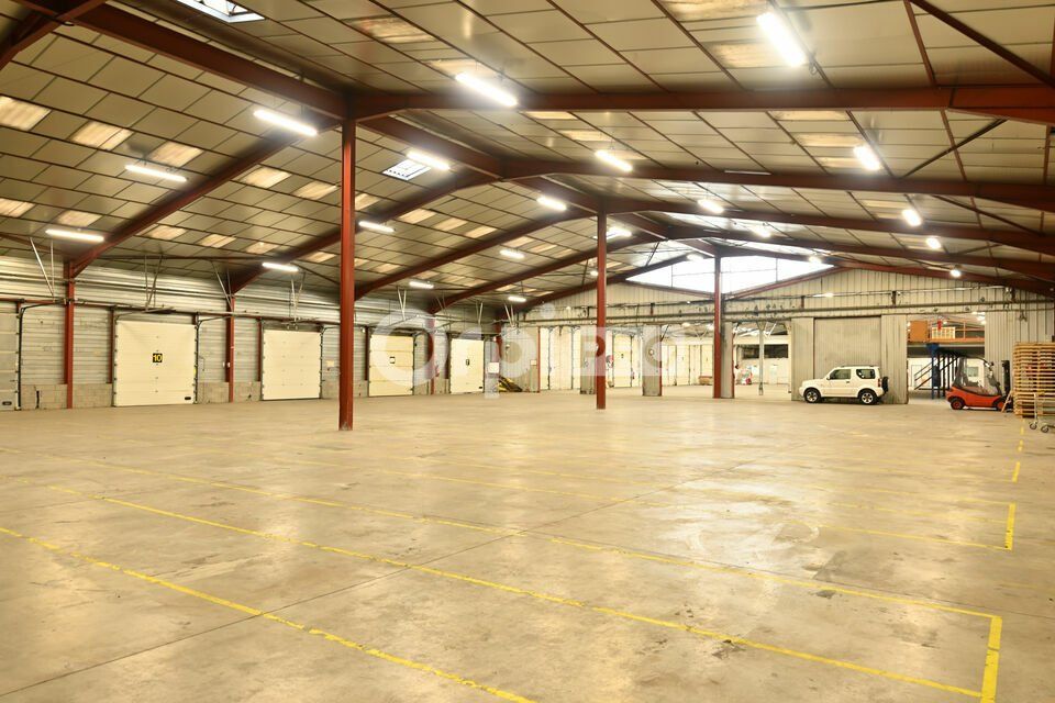 Location entrepot 1856 m² divisibles à partir de 850 m²