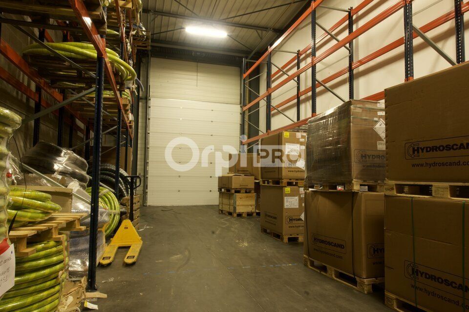 À LOUER - 379 M2 - LOCAL D'ACTIVITÉ - PRÉCAIRE