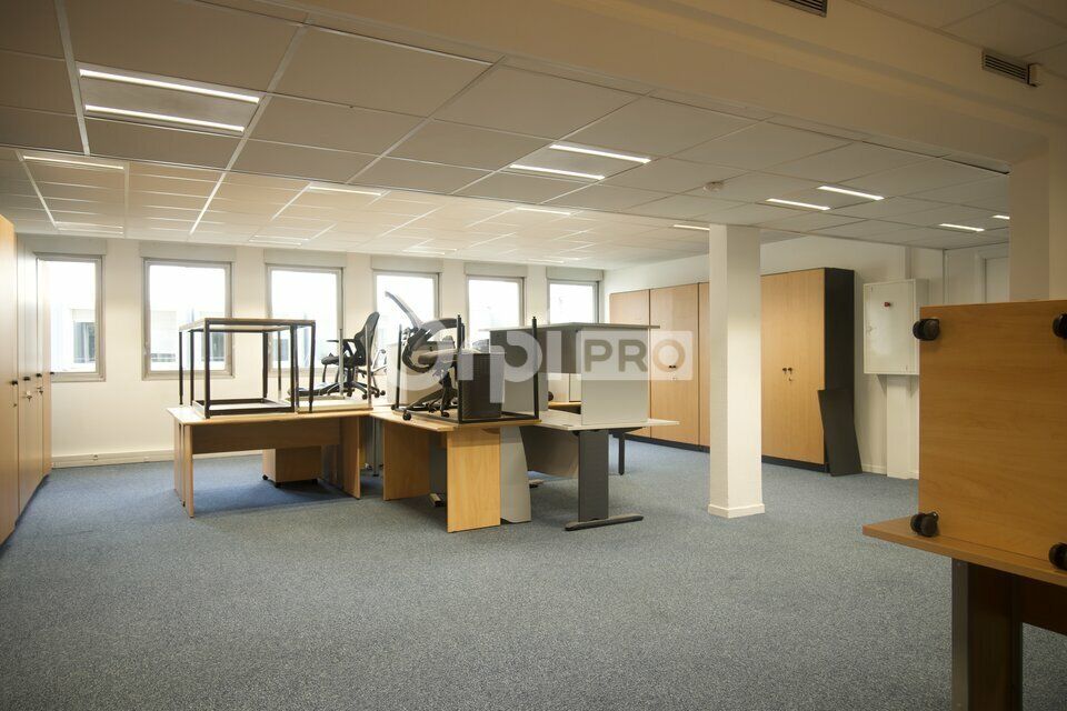 Location bureaux 200 m² non divisibles