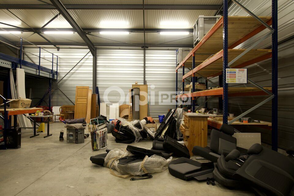 LOCAL D'ACTIVITE A VENDRE - MIONS - IMMEDIATEMENT