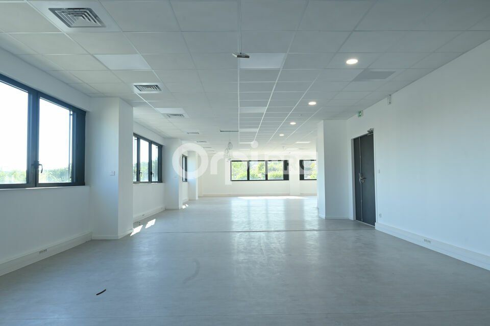 Location bureaux 83 m² non divisibles