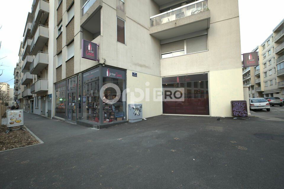 Vente local commercial 108 m² non divisibles