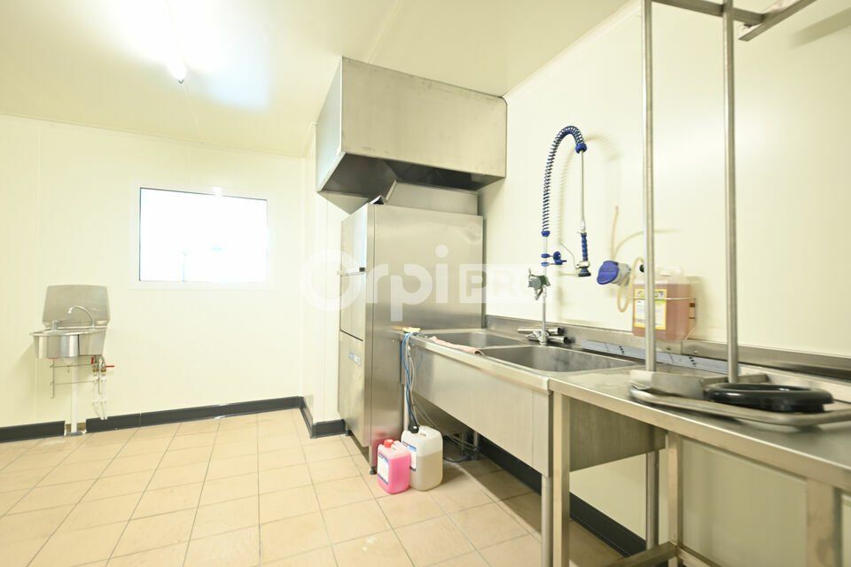 LOCAL D'ACTIVITE A LOUER - 470 m² - GRENAY