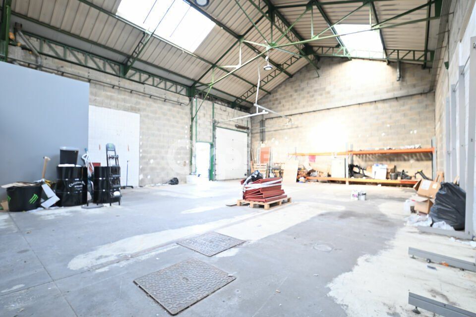 Location local d''activites 180 m² non divisibles