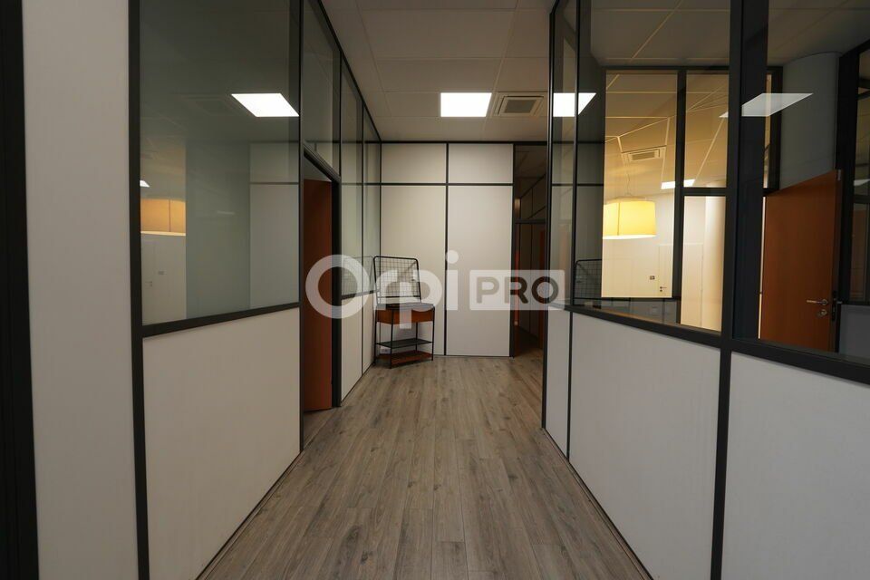 BUREAUX A LOUER - 143 m² - LIMONEST