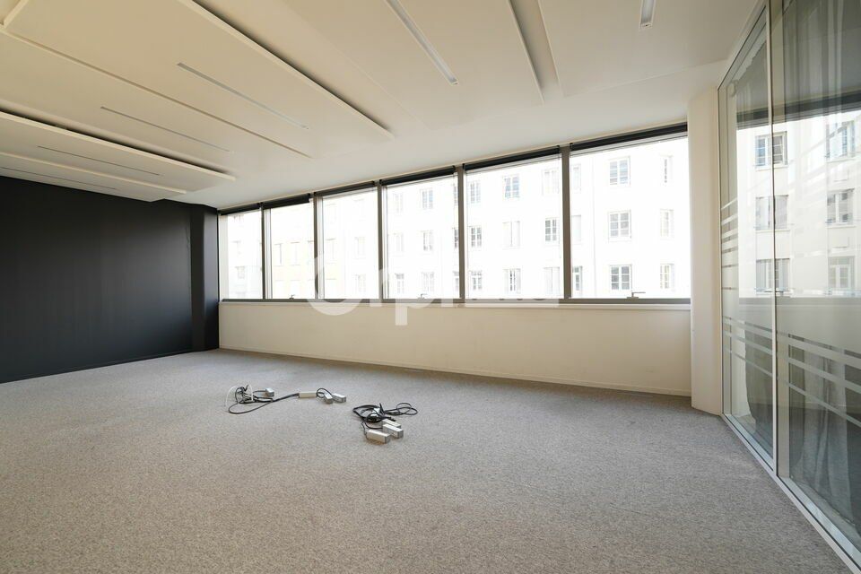 Location bureaux 149.5 m² non divisibles