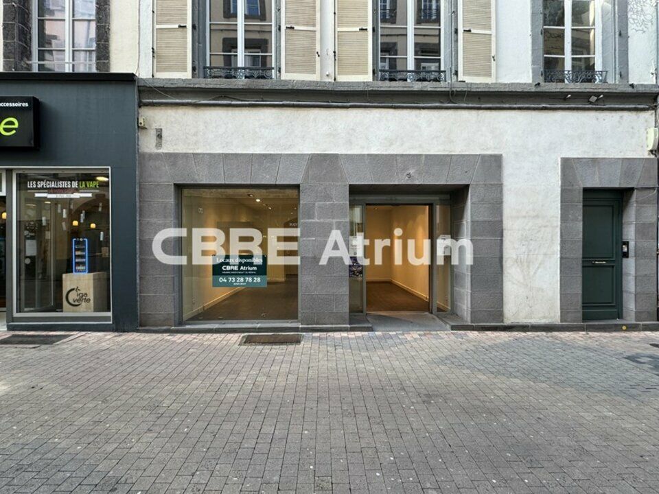 Location local commercial 50.24 m² non divisibles