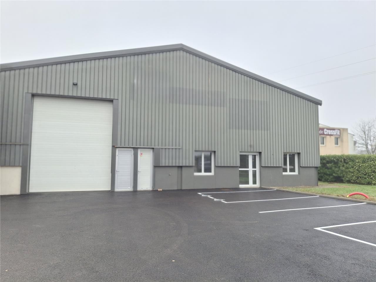 Location local 700 m² à Villefranche-sur-Saône