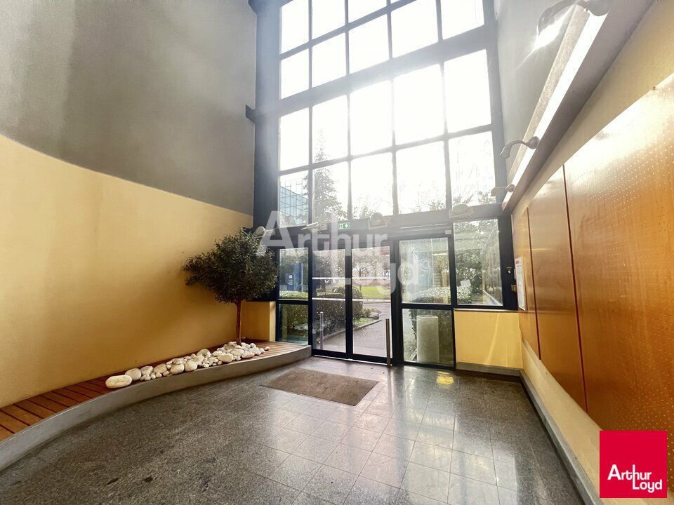 CESSON SEVIGNE - BUREAUX A VENDRE - 447 m²