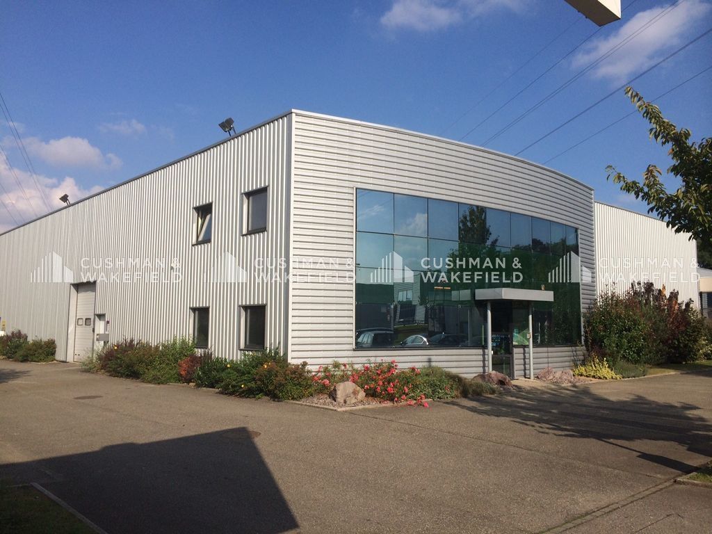 Location activités 1650 m² non divisibles