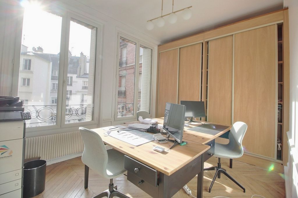 Location bureaux 80 m² non divisibles