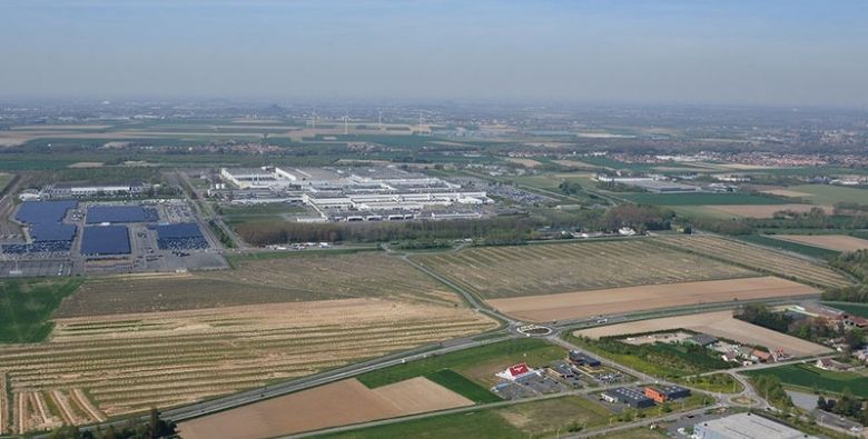 Vente terrain 21520 m² divisibles à partir de 10000 m²