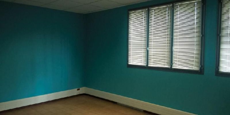 Location entrepôts 468 m² non divisibles