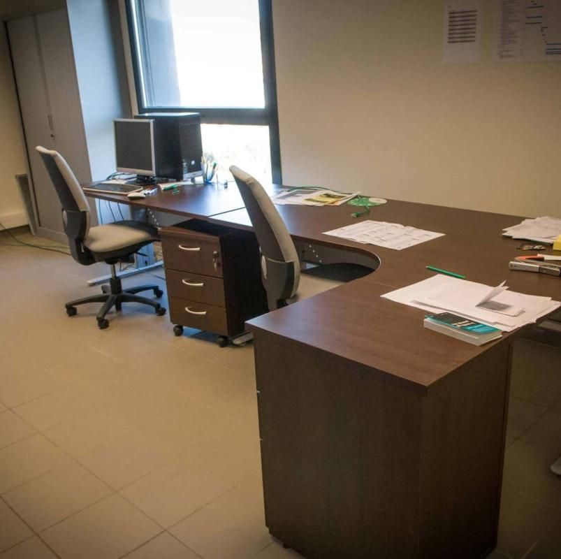 Location bureaux 47 m² divisibles à partir de 23 m²