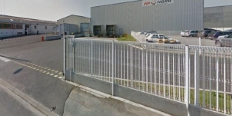 Vente entrepôts 7000 m² non divisibles