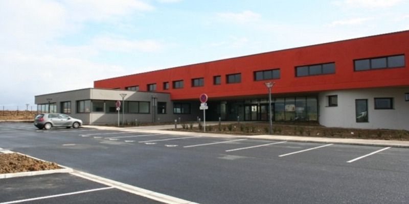 Location entrepôts 150 m² divisibles à partir de 20 m²