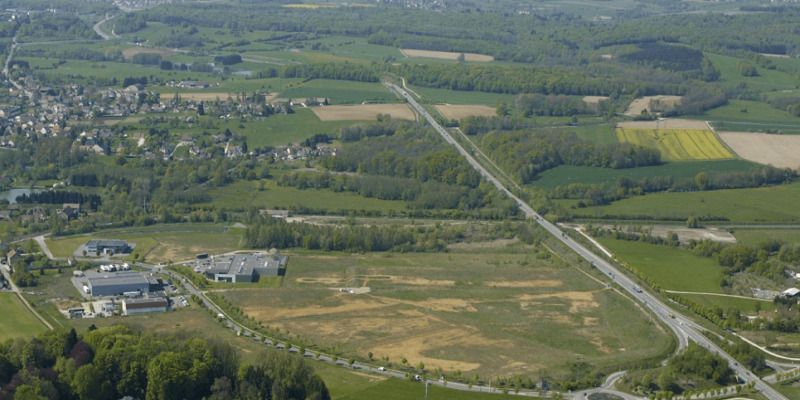 Vente terrain 40500 m² divisibles à partir de 1000 m²