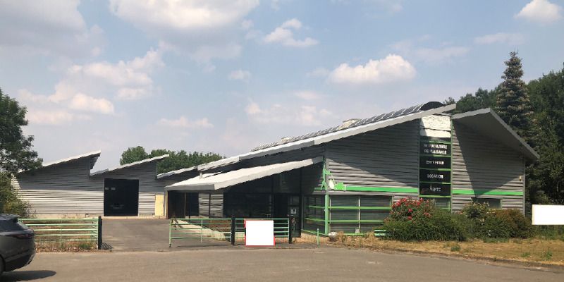 Location entrepôts 1855 m² divisibles à partir de 562 m²