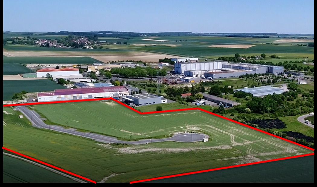 Vente terrain 45000 m² divisibles à partir de 2588 m²