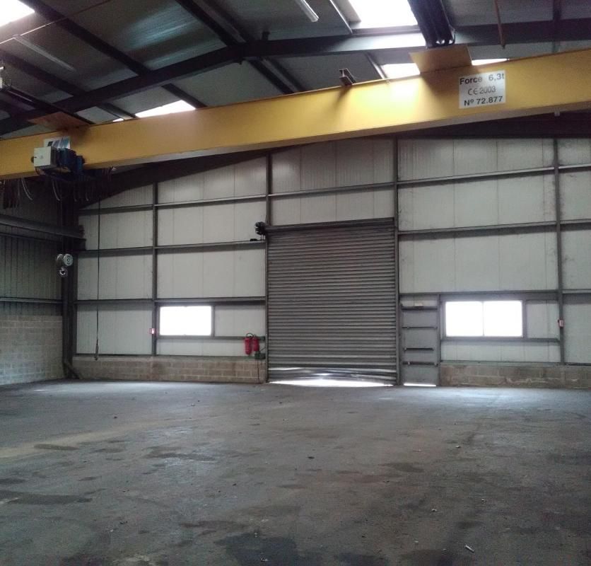 Location entrepôts 2286 m² divisibles à partir de 705 m²