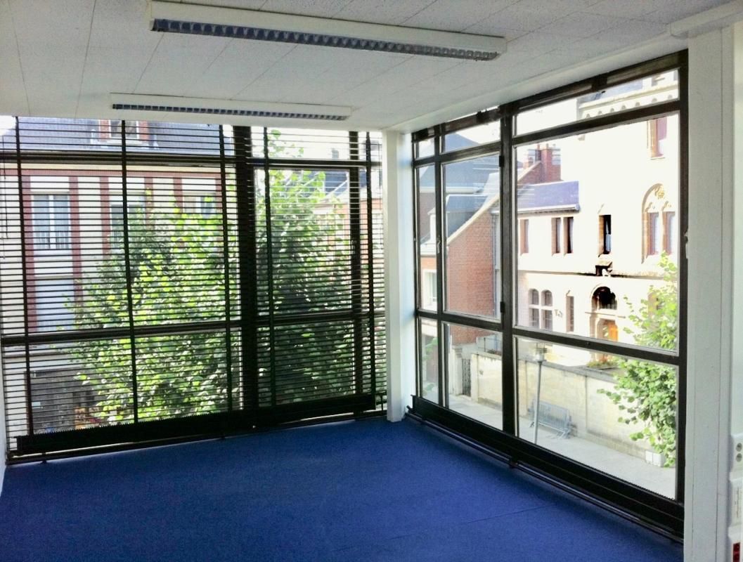 Location bureaux 430 m² divisibles à partir de 160 m²