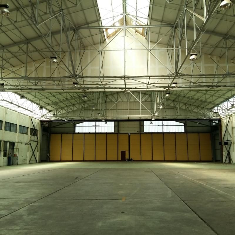 Location entrepôts 3694 m² non divisibles