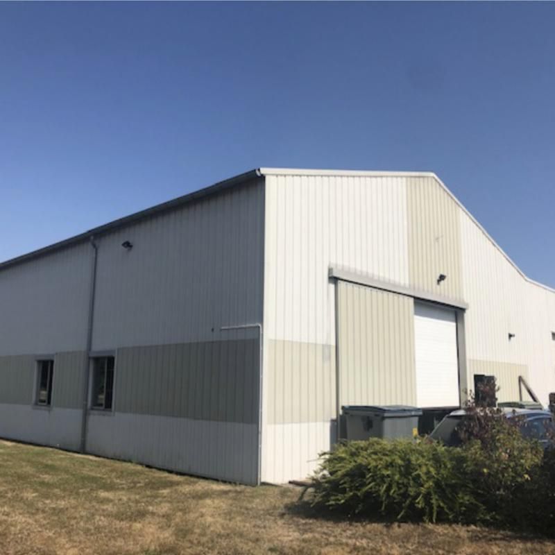 Vente entrepôts 700 m² non divisibles