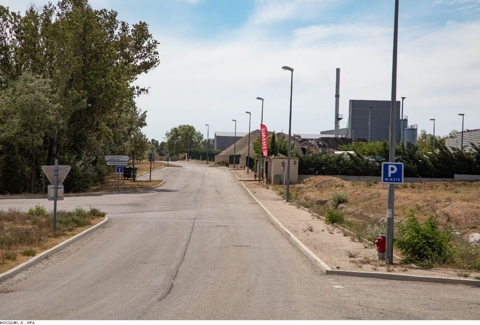 Vente terrain 10000 m² non divisibles