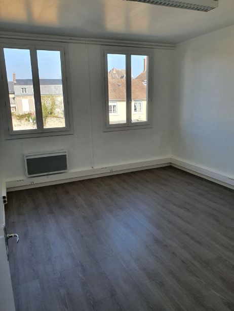 Location bureaux 39 m² non divisibles