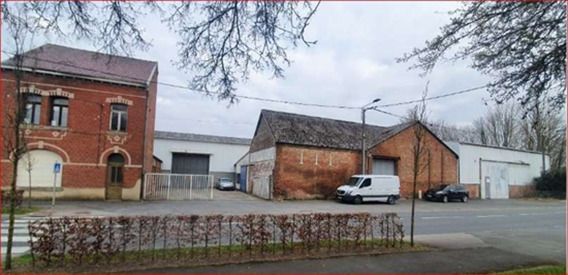 Vente entrepôts 3800 m² non divisibles