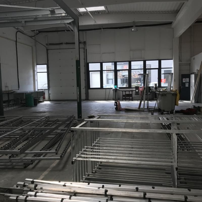 Location entrepôts 500 m² non divisibles