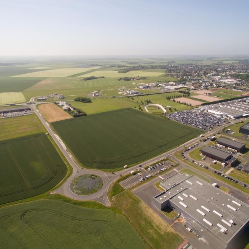 Vente terrain 362000 m² non divisibles