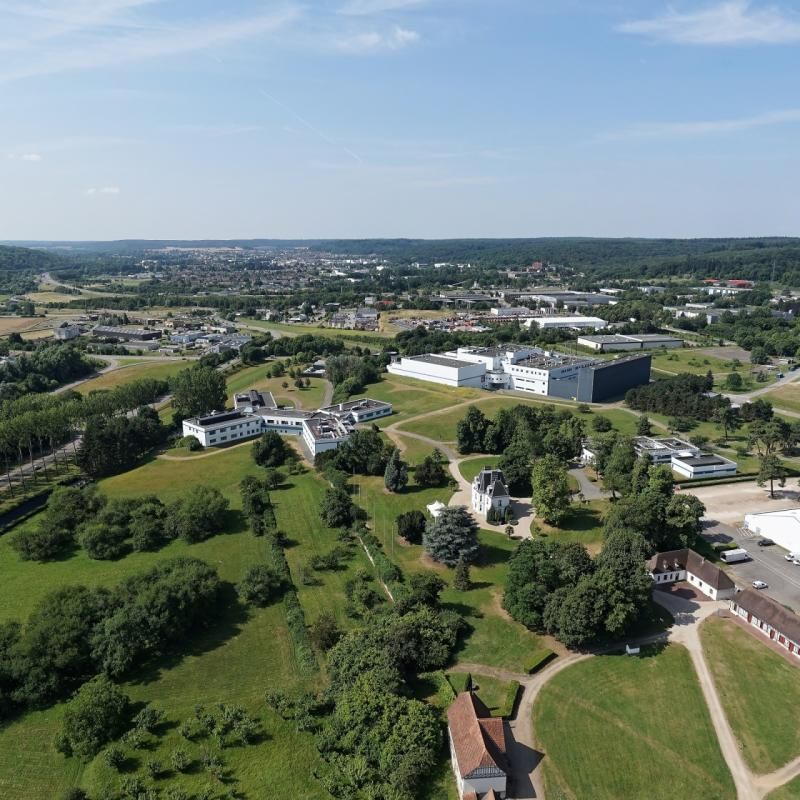 Vente terrain 400000 m² divisibles à partir de 50000 m²