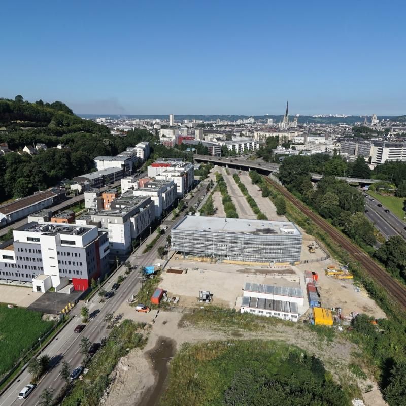 Vente terrain 15000 m² divisibles à partir de 5000 m²