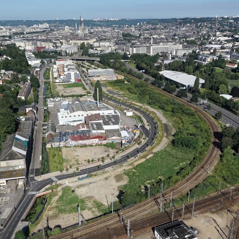 Vente terrain 15000 m² divisibles à partir de 5000 m²