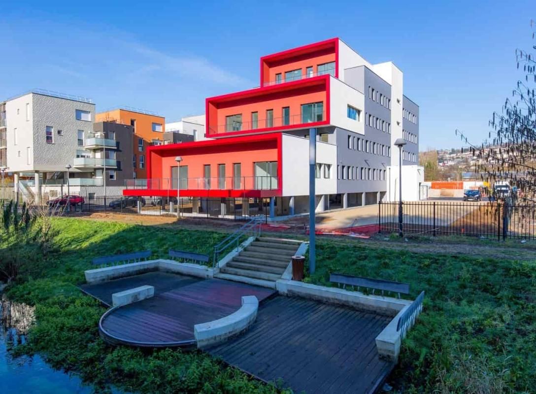 Location bureaux 400 m² divisibles à partir de 50 m²