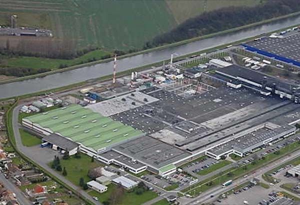Location entrepôts 50000 m² divisibles à partir de 1000 m²