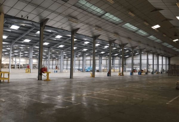 Vente entrepôts 12100 m² divisibles à partir de 6000 m²
