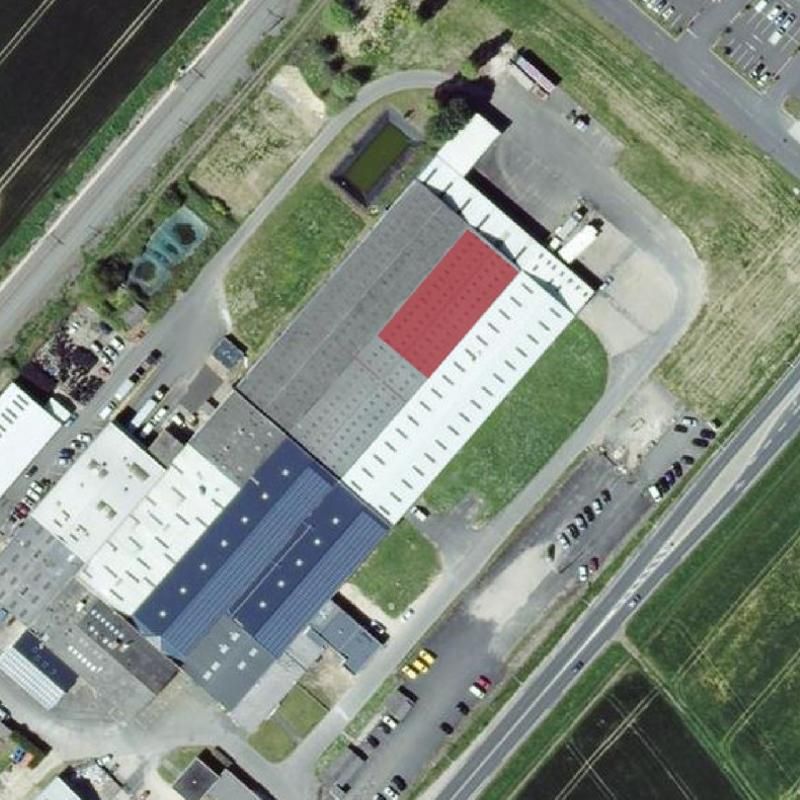 Location entrepôts 2400 m² non divisibles