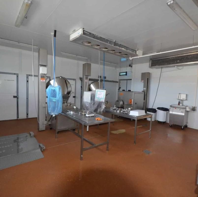 Vente entrepôts 802 m² non divisibles