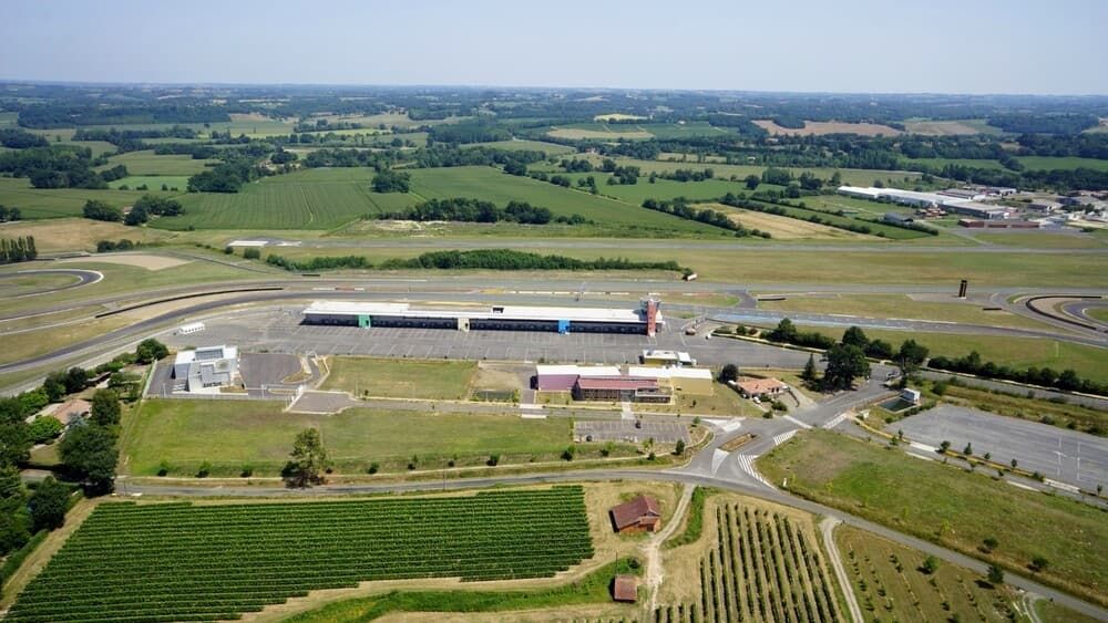 Vente terrain 4950 m² divisibles à partir de 3400 m²