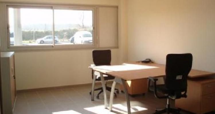Location bureaux 30 m² non divisibles