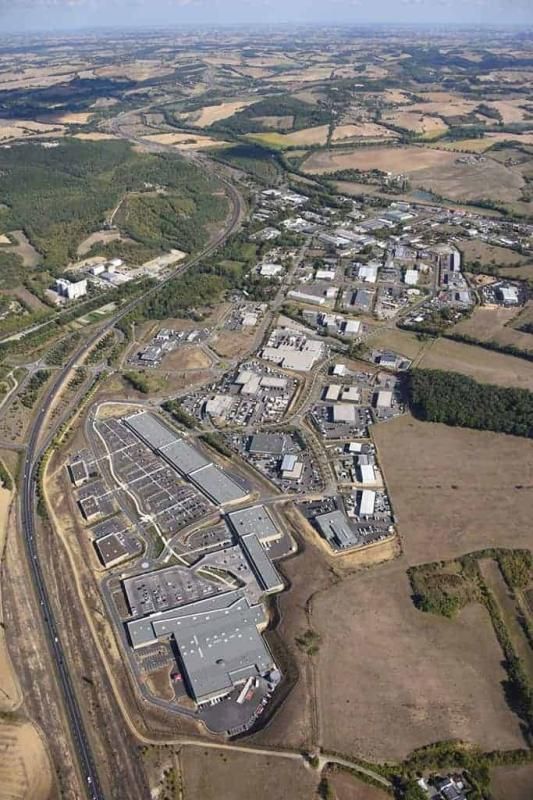 Vente terrain 37000 m² non divisibles